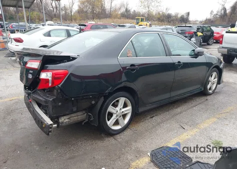 2013 Toyota Camry Se z USA, uszkodzony, nr VIN 4T1BF1FKXDU203932